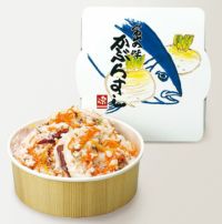 桶に入ったかぶらずしと、鰤とかぶらの絵が大きく書かれてたパッケージの画像です。